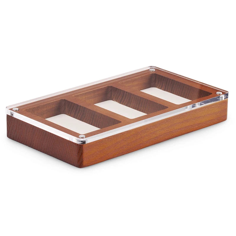 boîtes bijoux marron clair texture bois modernes yeillets colliers bagues montre