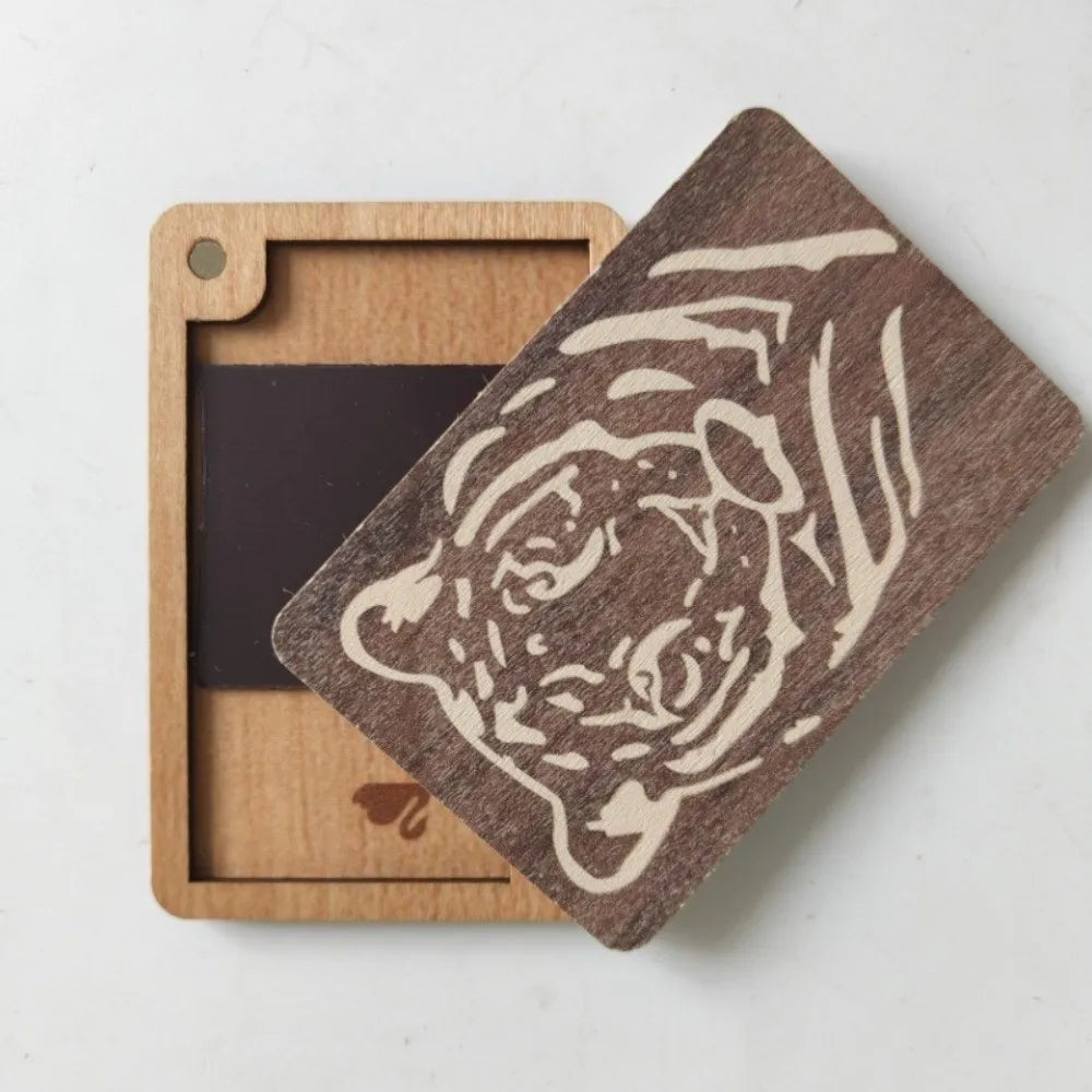 porte cartes bois floral motifs animaux clips minimaliste