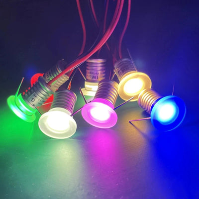 Mini spot LED acrylique encastrable pour escaliers en finition nickel