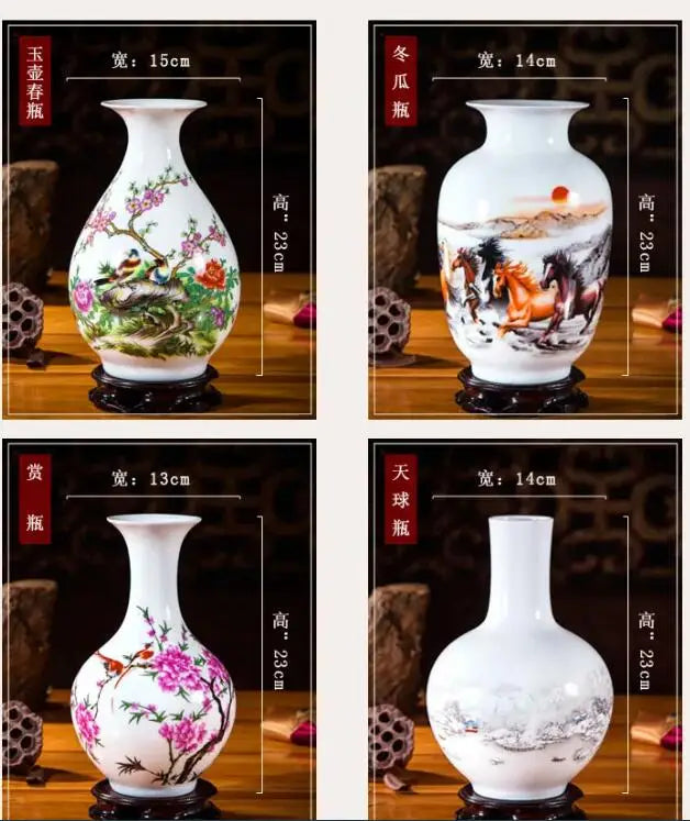 Magnifiques vases en porcelaine blanche décorés de motifs colorés et de paysages pittoresques.