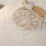 serviettes table broderie florale dentelle classique blanc beige 33cm rond polyester