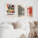 affiches murales contemporaines multicolores géométriques cadre bois salon chambre decoration abstraite zébrée graphique minimaliste