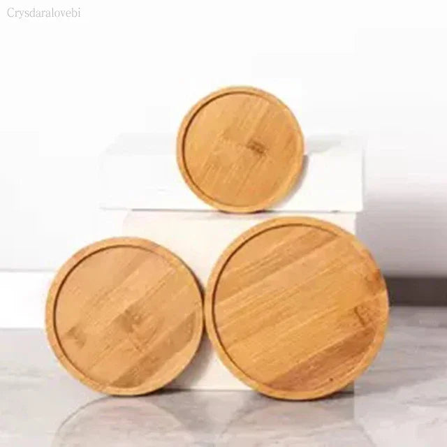 cache pot céramique finition or moderne plante verte décoration intérieure brillance lisse minimaliste maison