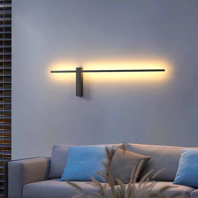 Installation murale facile de l'applique LED minimaliste
