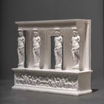 statue arc boîte bijoux blanc sculpté détails classique baroque ornemental decor salon