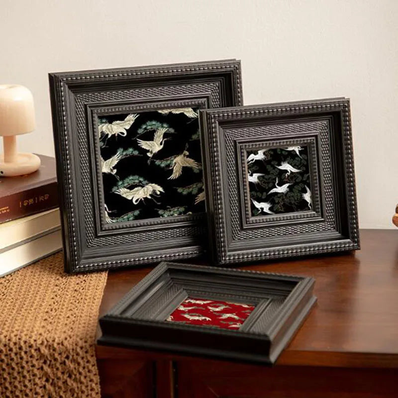 Cadre décoratif résine oiseaux blancs fond noir rouge branches vertes classique chambre maison
