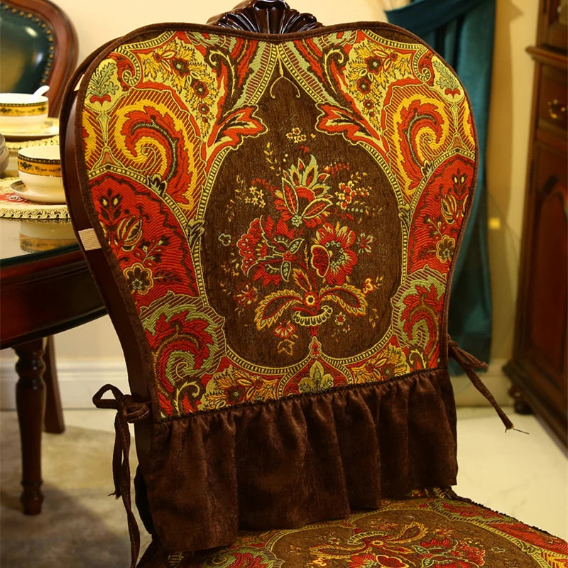 coussin chaise vintage imprimé floral paisley marron rouge bleu beige fixations mariage