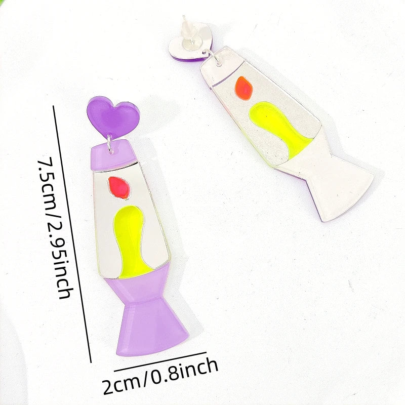 Boucles d'oreilles lampe lave orange sur fond blanc