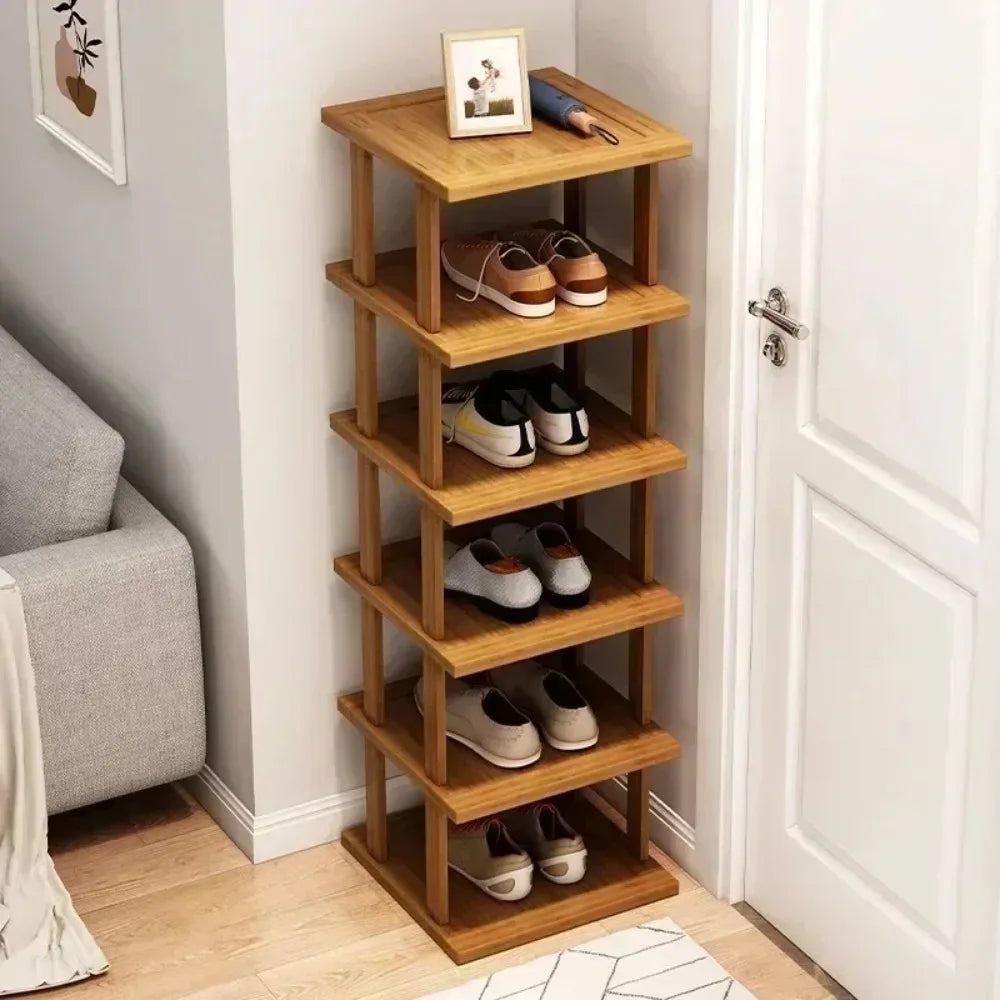 étagère chaussures bois naturel moderne support mur rangement angle entrée tapis géométrique étiquettes numérotées