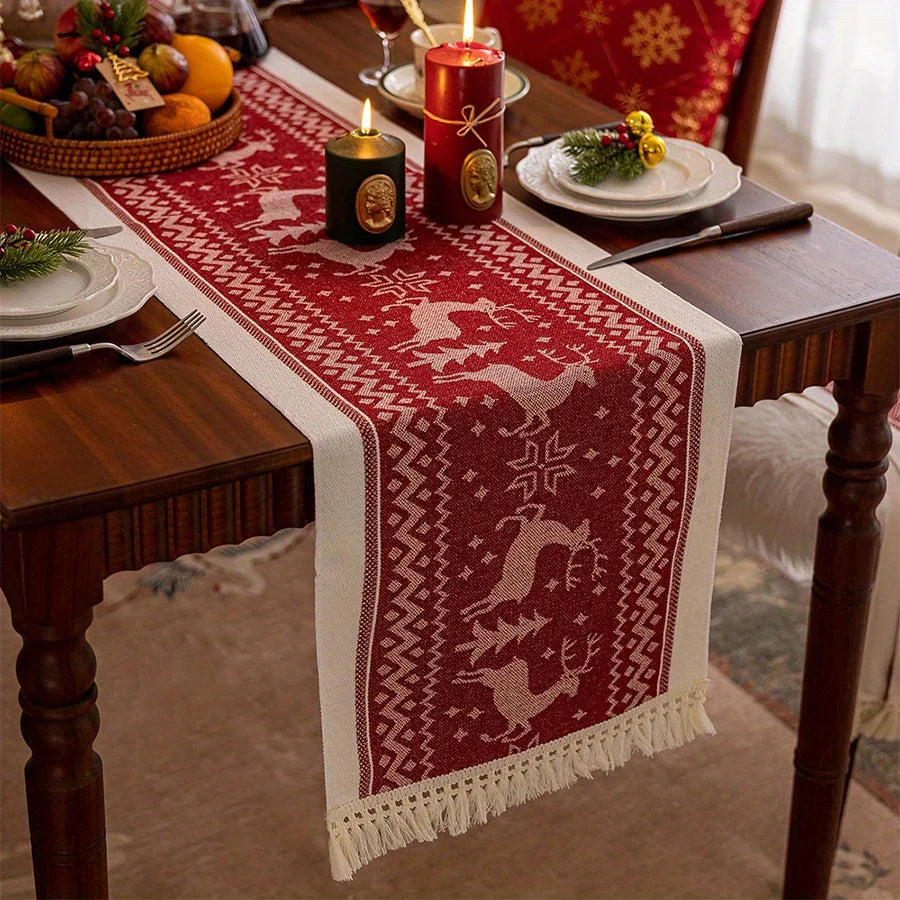 chaise table rouge blanche cerfs étoiles motifs nordique traditionnel pliée présentation
