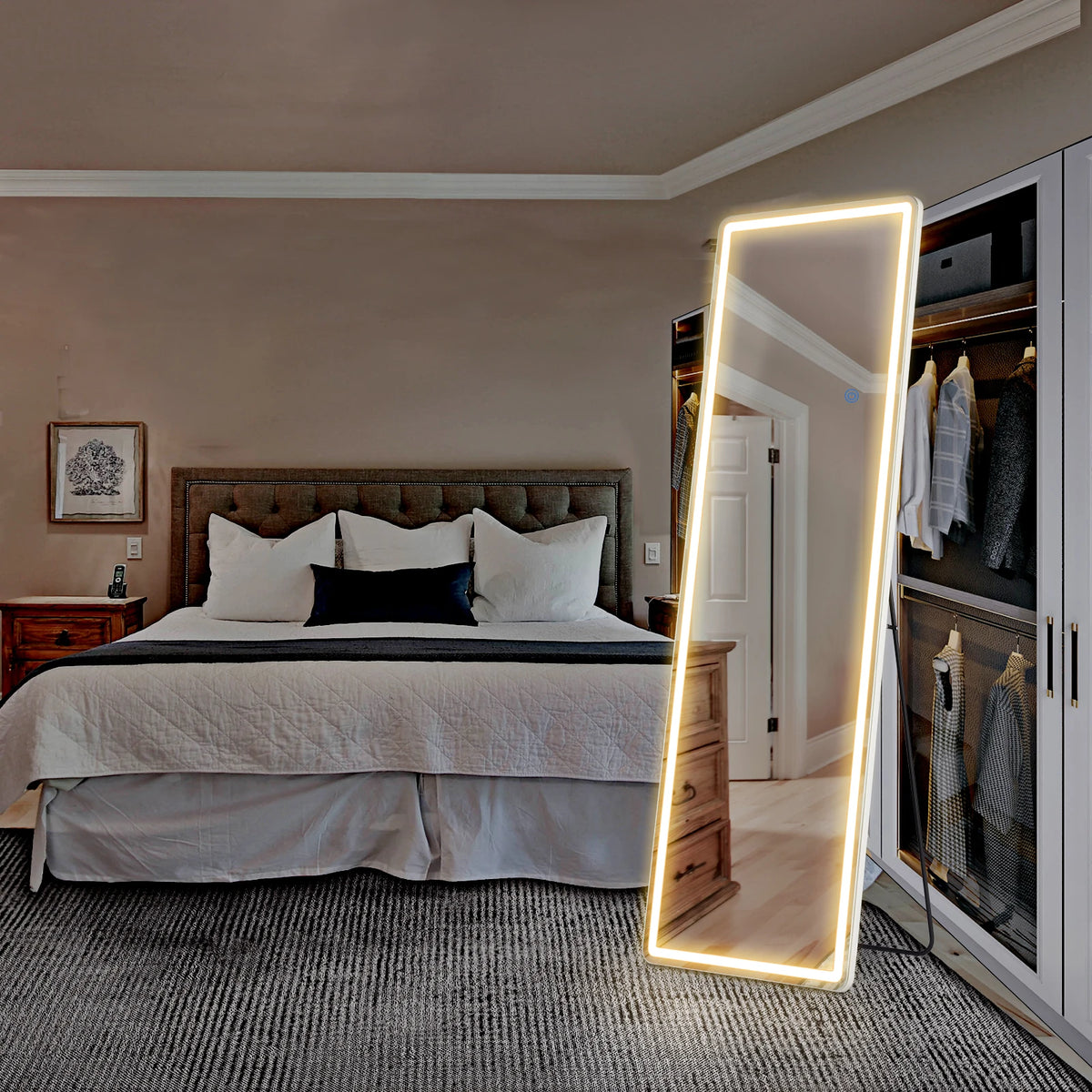 miroir pied moderne éclairage led blanc noir minimalisteintérieur