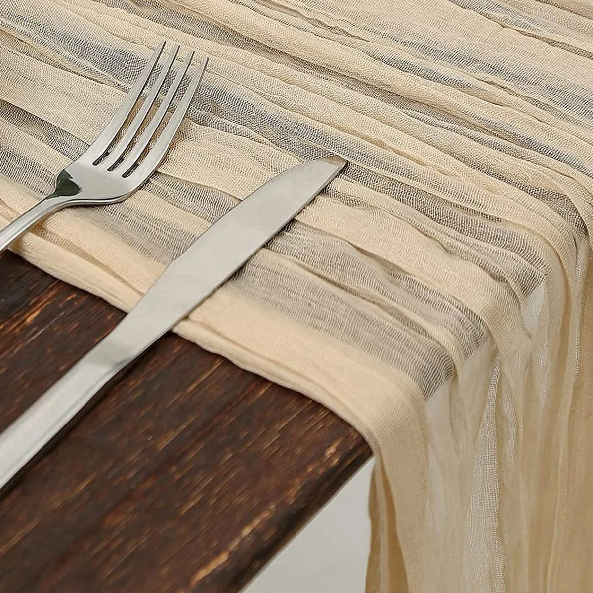 ruban table moderne rayures horizontales bleu clair beige vert olive 90x180cm festifs assiettes fourchettes