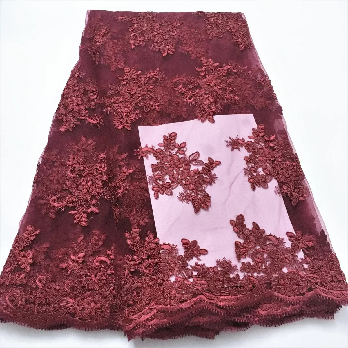 tissu dentelle polyester blanc noir floral translucide élégant mariage robes