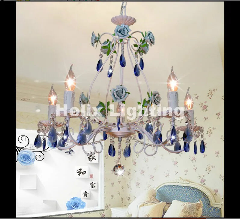 lustre décoration intérieure blanc bleu cristaux fleurs céramique floral classique semi encastré