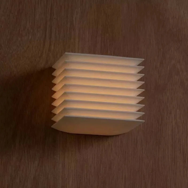 lampe murale moderne blanc plis réguliers led cuisine étude salle manger fixée mur