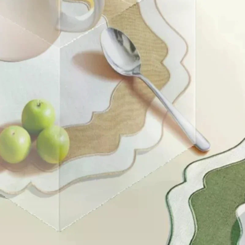 sets table coton abstraits vert jaune orange marron blanc modernes minimalistes textures douces assiettes