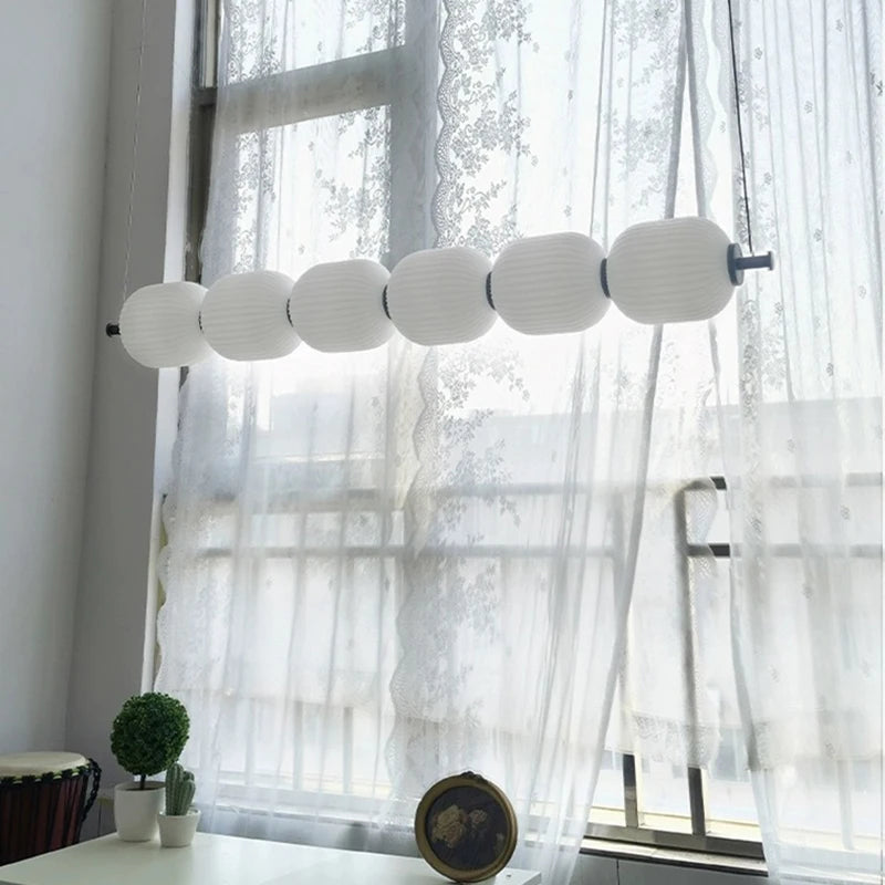 Suspension lumineuse moderne verre blanc opacité rayures horizontales led salon chambre