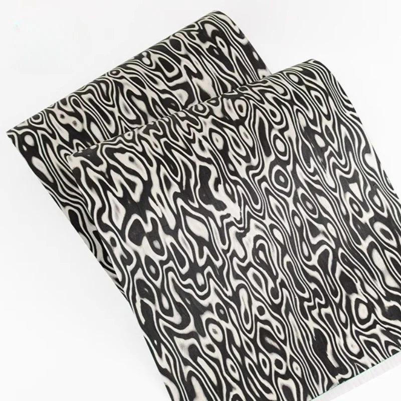 papier décoratif moderne ondulé gris marron rouge brun beige texturé