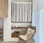 rideau blanc noir rayures horizontales franges broderie translucide classique vintage inclusion