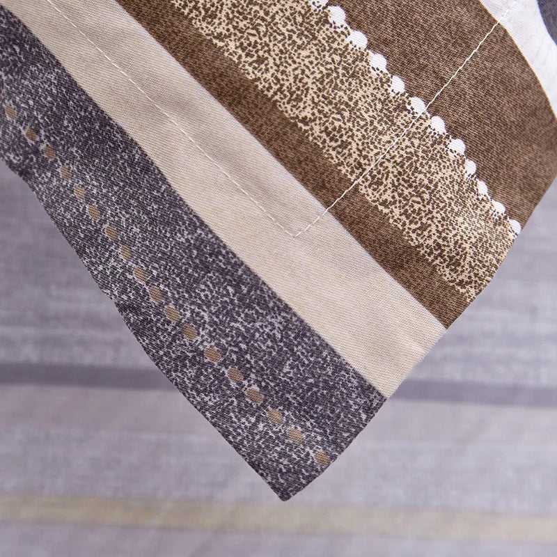 Vue rapprochée de la texture du coton de la parure de lit