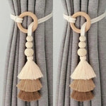 rubans fenêtre boho chic pompons gradation couleurs anneaux bois beige marronclair tissé