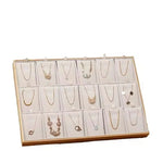 support bijoux bois velours clips boîte présentation breloques moderne 18 cases 24.5cm 35.4cm