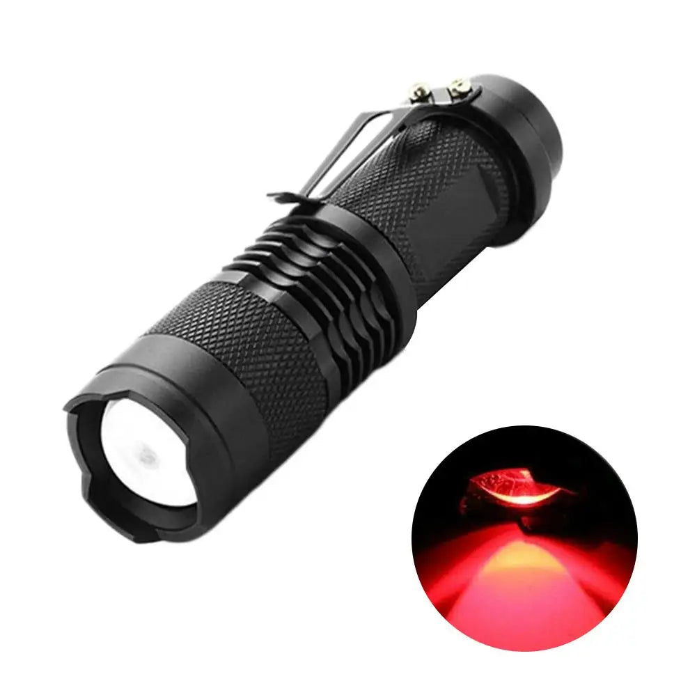 lampe torche led noir texturée moderne clip fixation vision nocturne camping rando