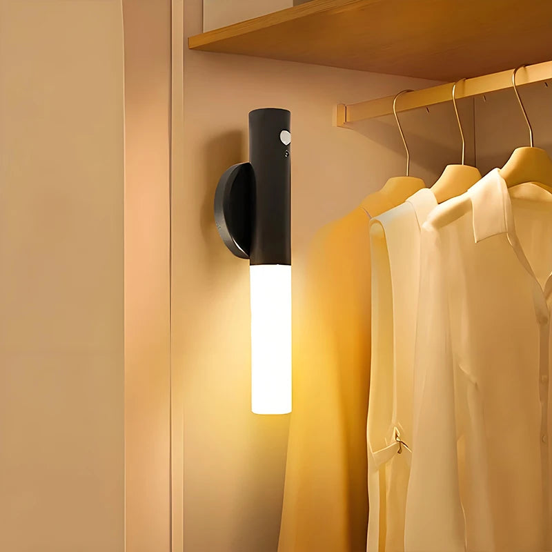 veilleuse led motion sensor lampe murale moderne blanc noir bois clair chambre entrée étude