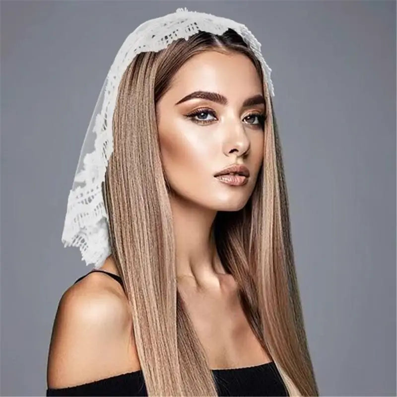 voile mariée dentelle papillons noire blanche romantique classique événement formel cheveux décoration occasionnelle