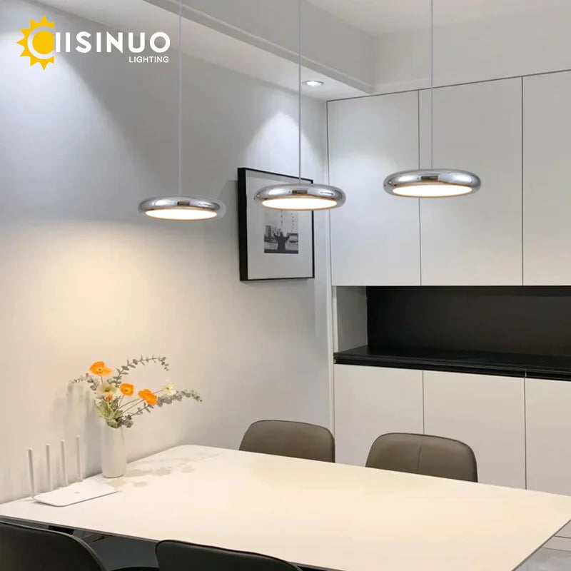 suspension lumineuse moderne argentée câble rond lisse énergie économique chambre salon
