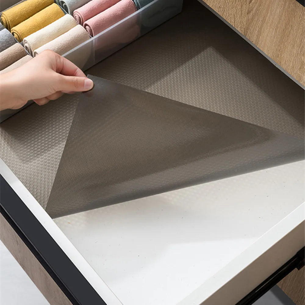 tapis rangement noir anti dérapant moderne points ronds éva adhésif grande taille