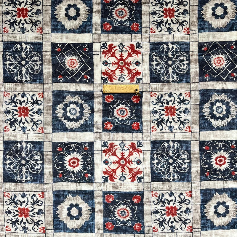 serviette vintage patchwork bleu marine beige rouge motifs floraux tissu lyocell nylon résistant