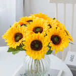 bouquet fleurs artificielles tournesol jaune feuilles vertes deco moderne exterieur intérieur fête anniversaire mariage