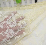 tissu dentelle élastique fleurs roses spandex nylon largeur 150cm opaque traditionnel écologique