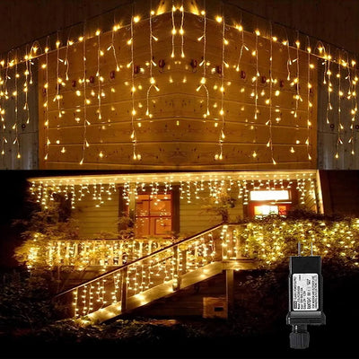 Guirlande lumineuse LED blanche sur fenêtre