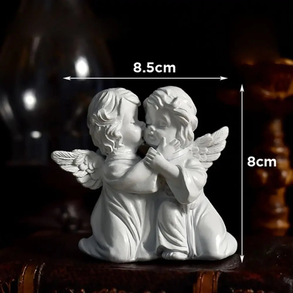 statuette ange résine blanche texture fine classique détails sculptés ornement