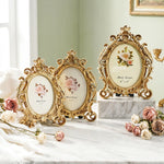 cadre photo doré ornements floraux baroques classique pieds noirsintérieur décoration résine moderne fixations pieds