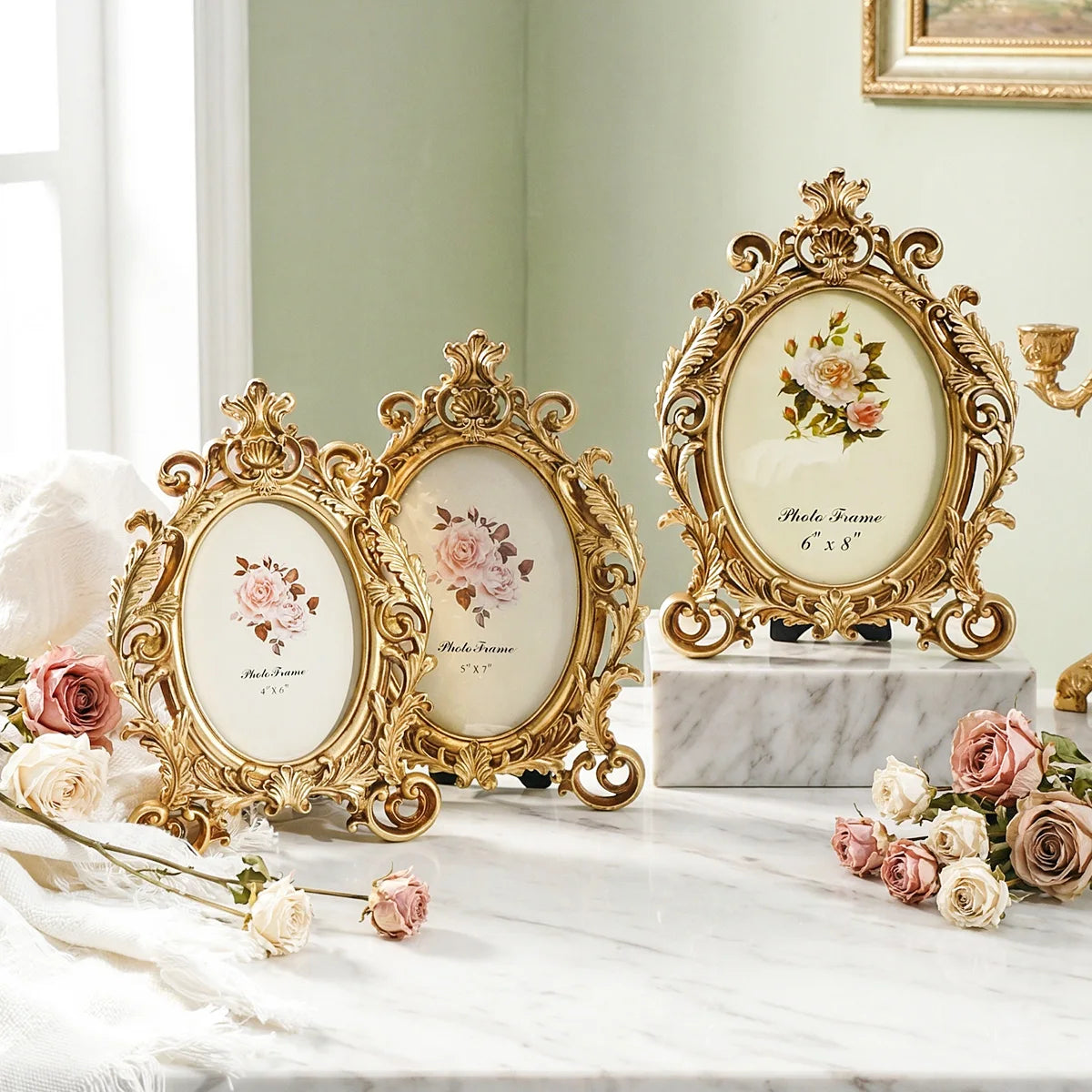 cadre photo doré ornements floraux baroques classique pieds noirsintérieur décoration résine moderne fixations pieds