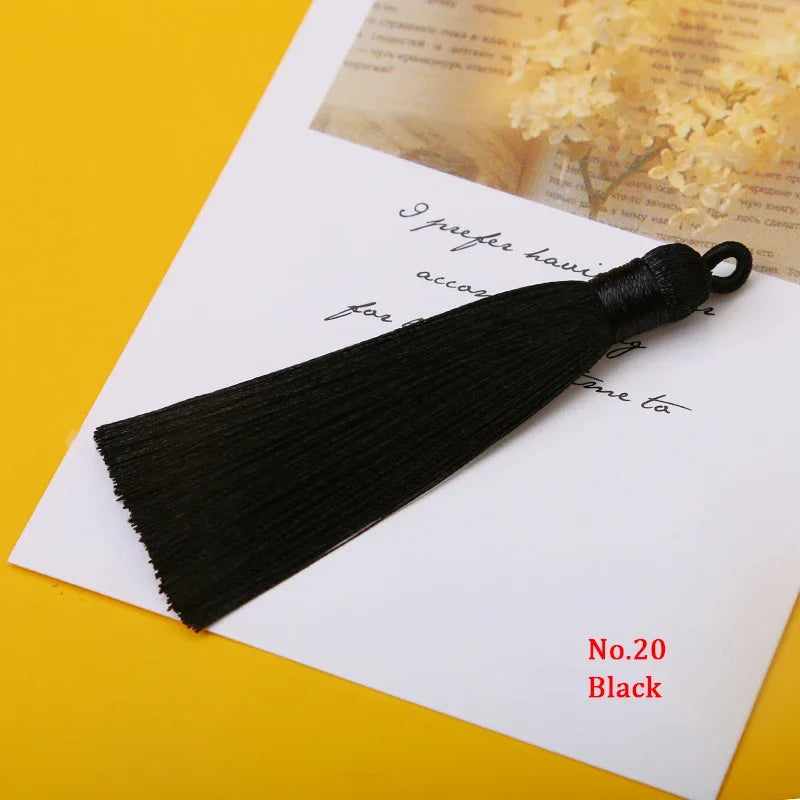 lot dix pompons soyeux anneau métallique décoration rideau couture bijoux artisanat