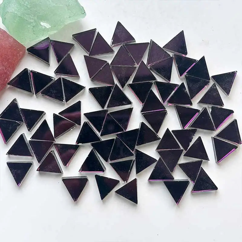 mosaïque triangles couleurs modernes noir doré bleu vert jaune violet carreaux opaques bricolage art