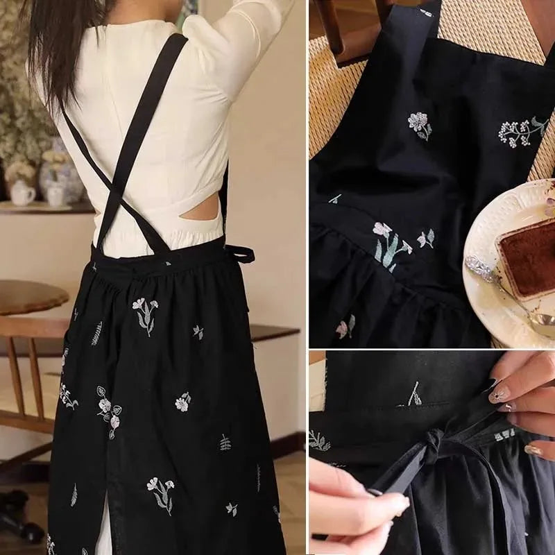 tablier cuisine noir fleurs blanches coton polyester plissé croisé dos poches classique imperméable