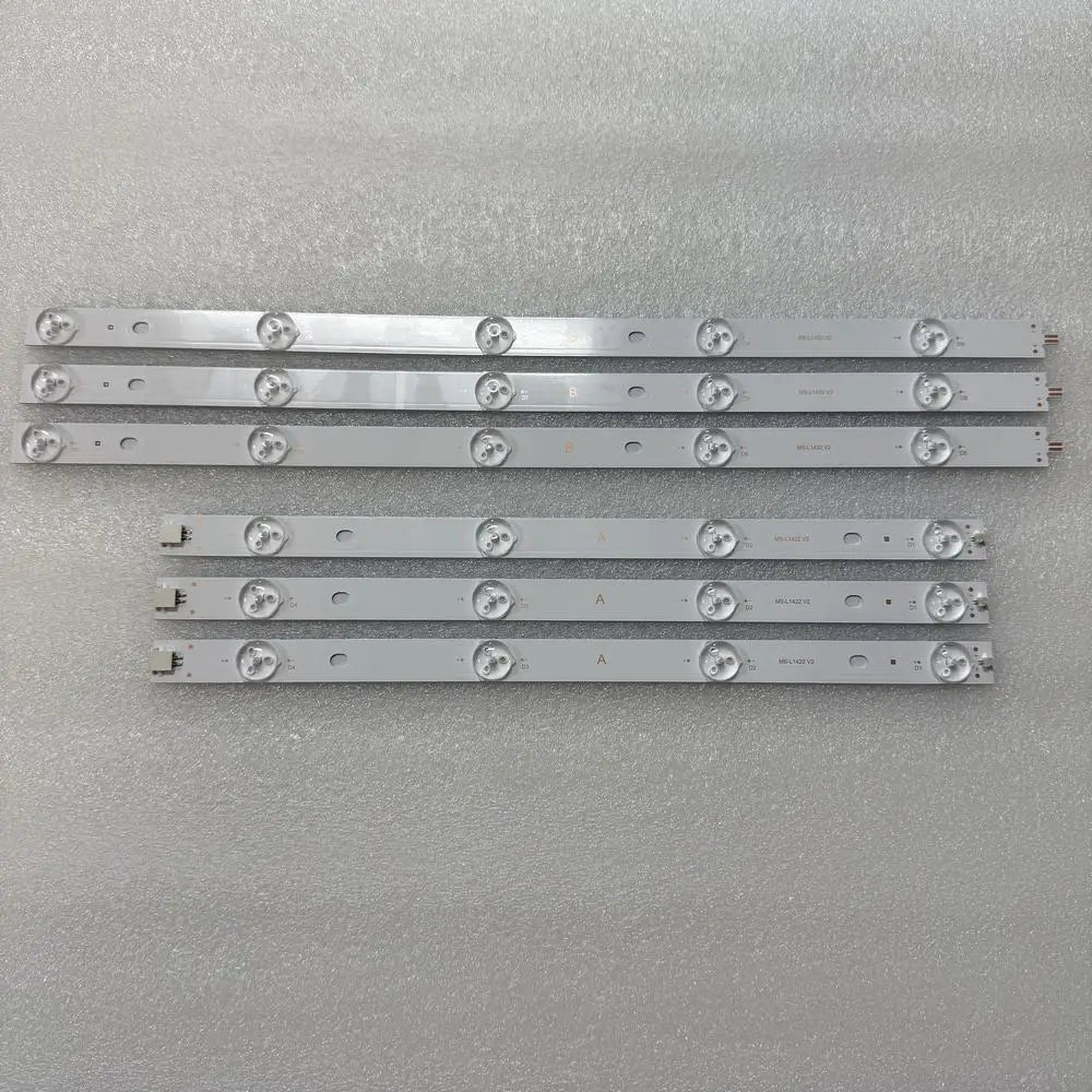 bandes lumineuses led argent bleu rondelles blanches connecteurs électriques certification ul rohs cem moderne