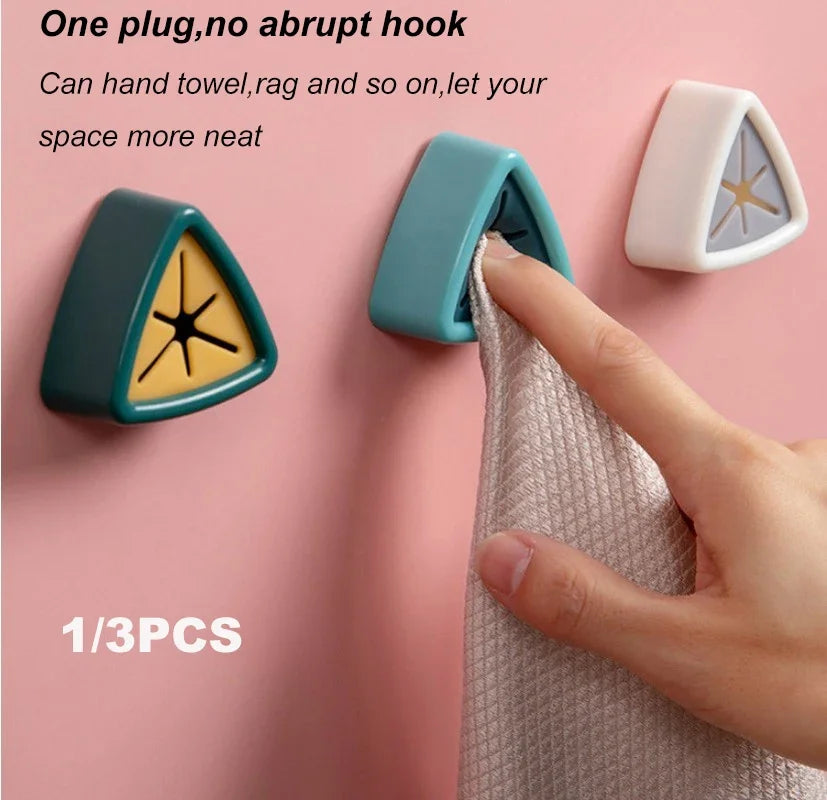 porte serviettes adhésif moderne vert rose blanc triangle central chambre bain cuisine rangement linge
