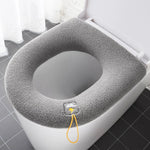 protège siege toilette gris texture duveteuse motif nuage cordon moderne salle bain douillet chaud