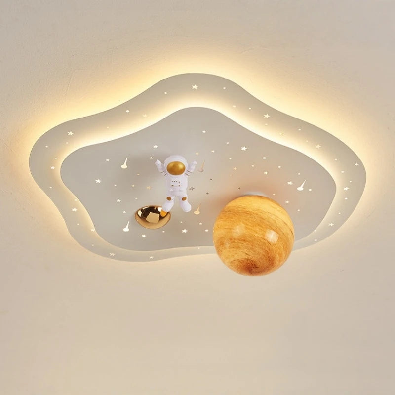 plafonnier moderne étoiles forme ondulée astronaute planète lumière blanche dorée bleue beige