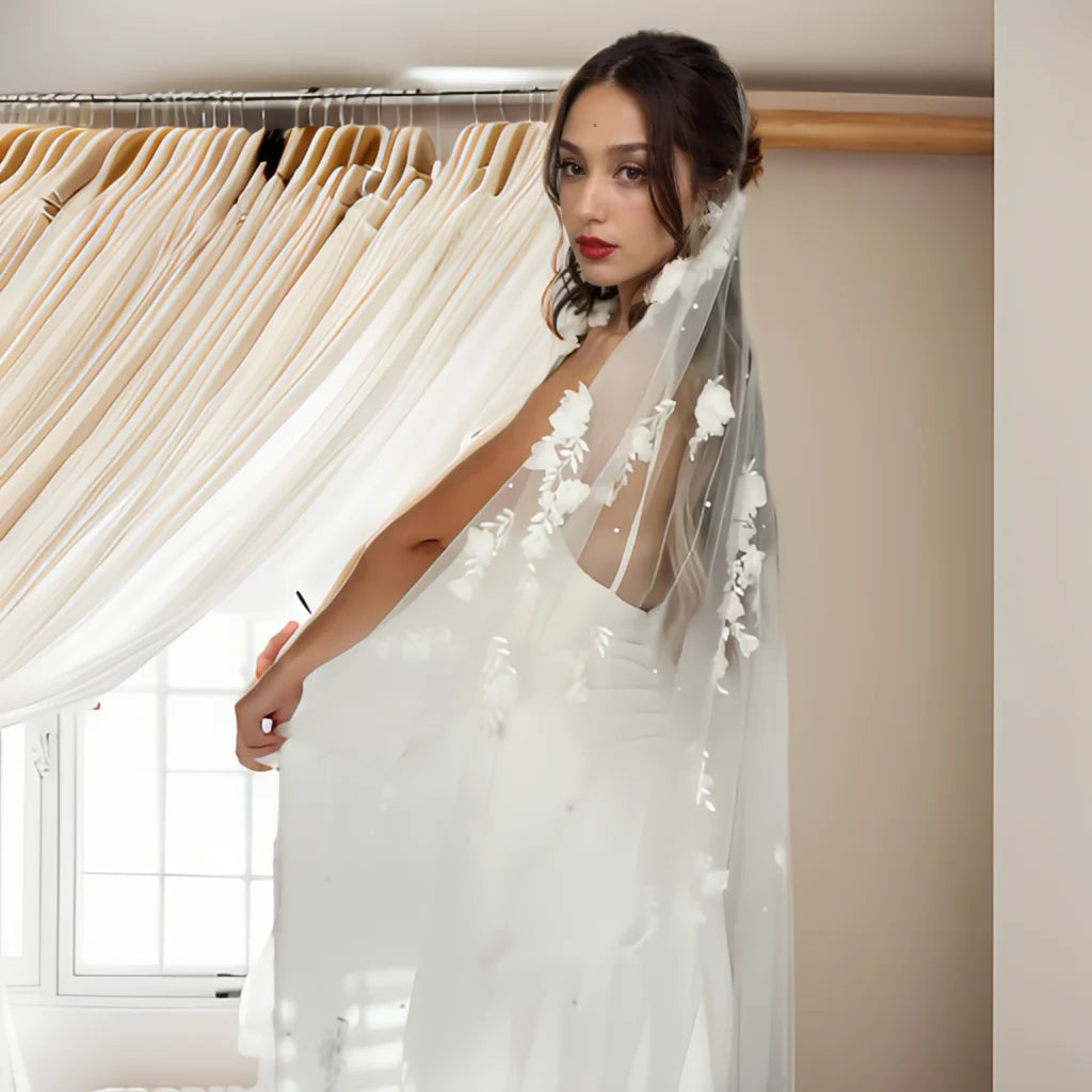 voile mariée tulle transparent fleurs 3d romantique bohème scintillantes blanc ornement floral