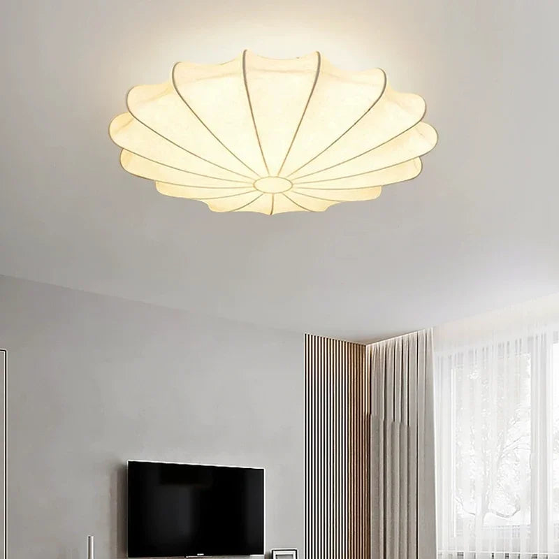 plafonnier led moderne blanc rayures noires salon chambre coucher éclairage intérieur