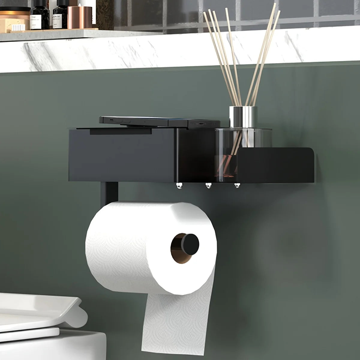 rangement mural moderne noir blanc salle bain porte papier toilette support smartphone éléments diffuseur