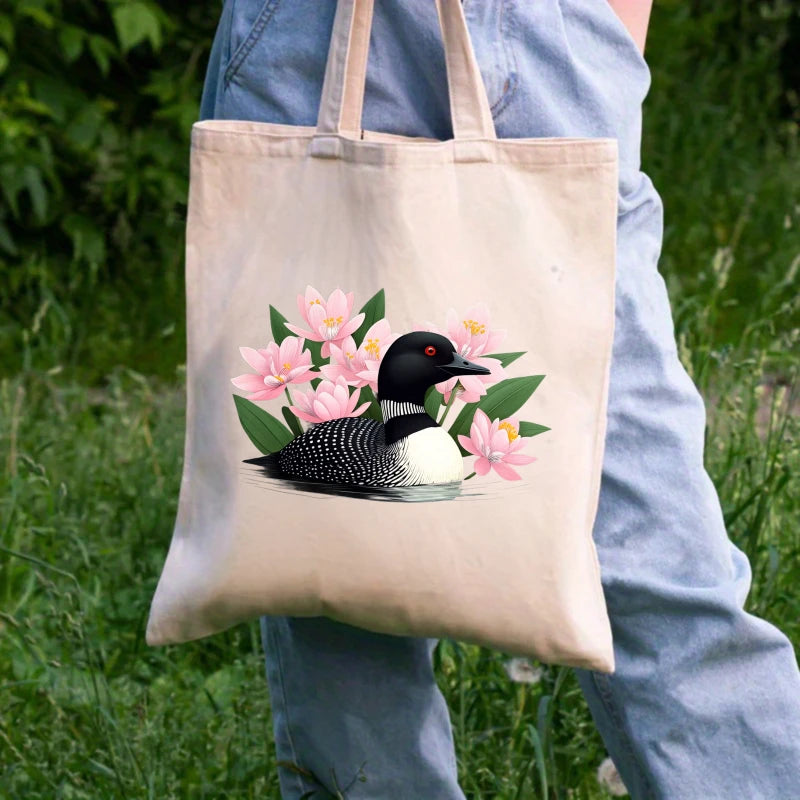 sac main toile beige clair oiseau fleurs roses poignées réutilisable écologique tridimensionnel