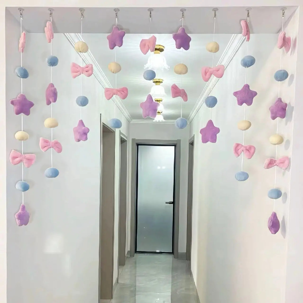 rideau fenêtre nuages étoiles rubans blanc rose violet enfant décoratif